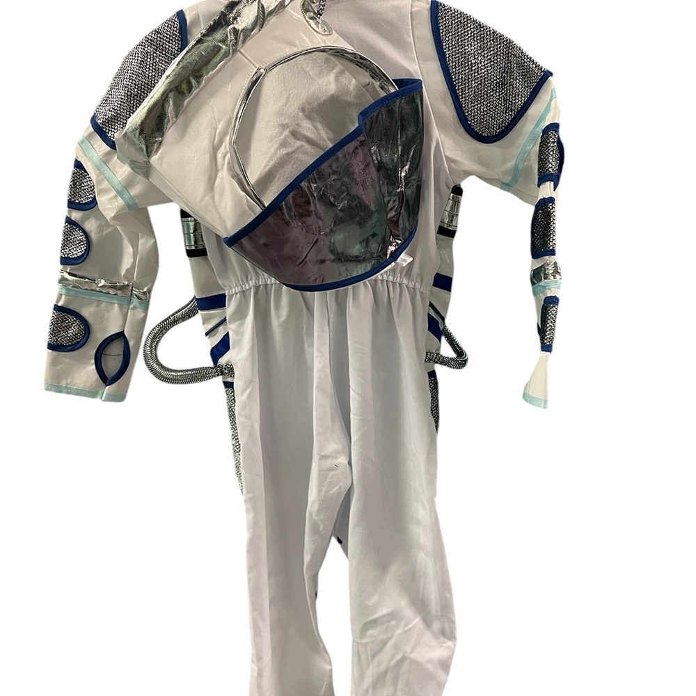 HALLOWEEN COSTUME